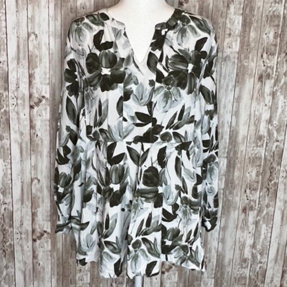Denim & Co Floral Tunic Blouse size XS
